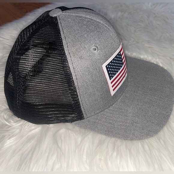 American flag trucker hat - Picture 7 of 7